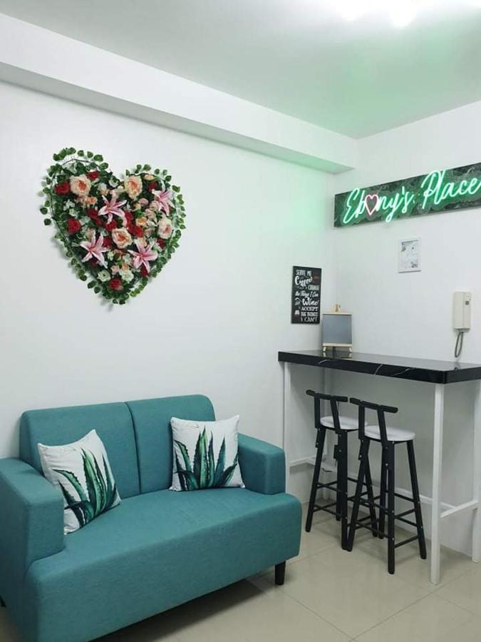 Ebony'S Place At Shore Residences Manila Exteriör bild
