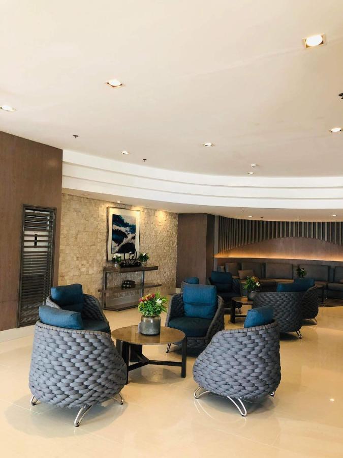 Ebony'S Place At Shore Residences Manila Exteriör bild